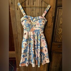 Fit & Flare - Fold Over - Tie Back - Floral Pin Up Dress - Sz M - NWOT